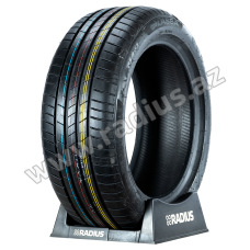 Revola 225/50 R17